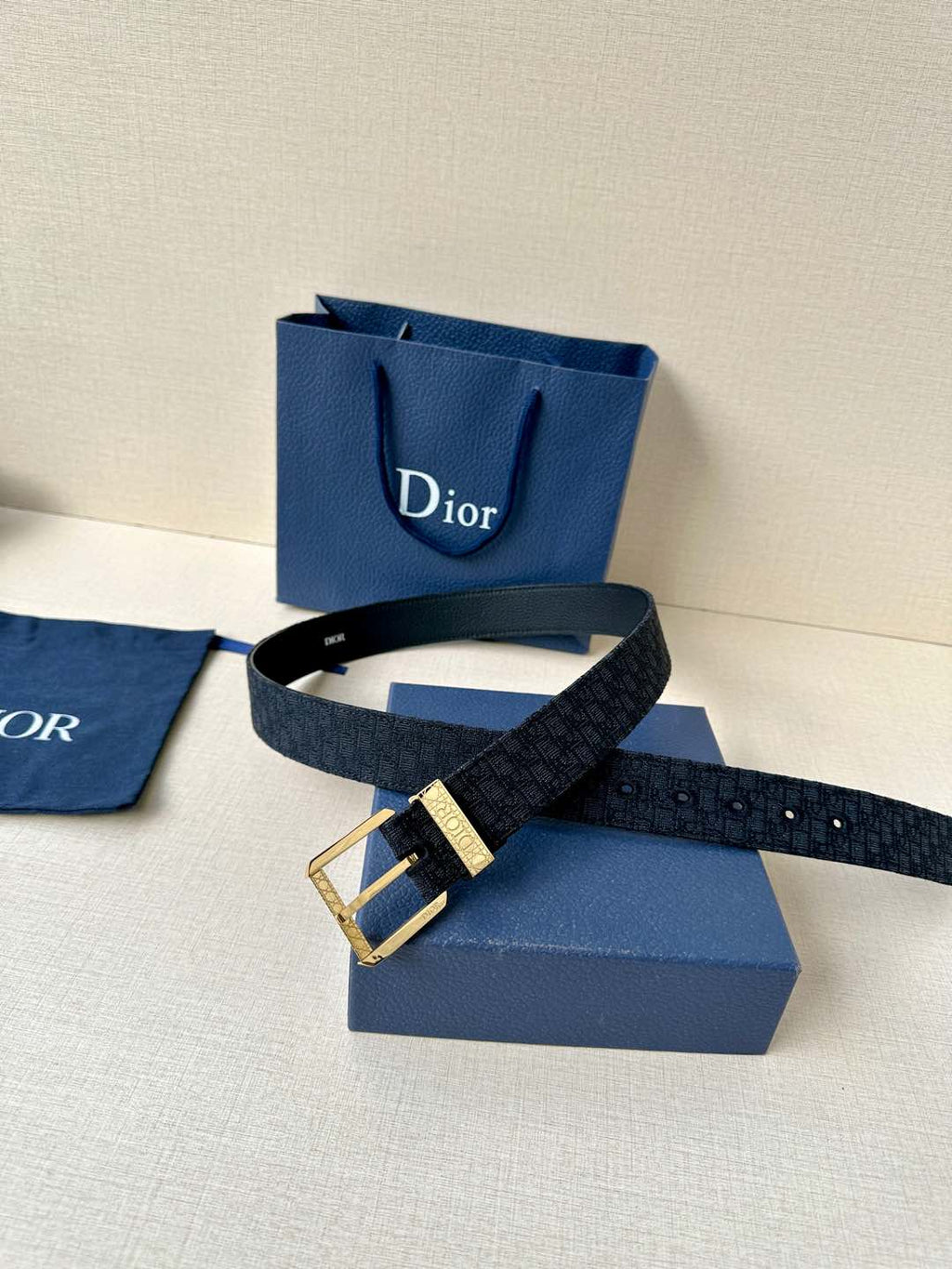 P1W15D156 Popular High quality belt With full package