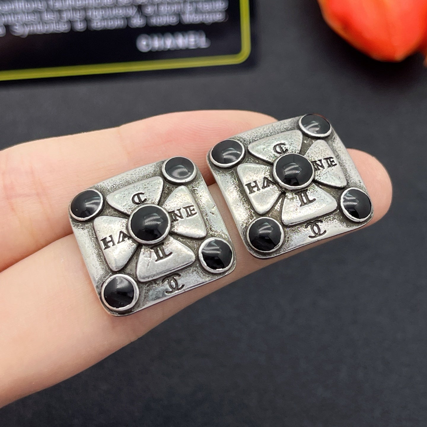 X1Z95C45E Popular Earrings