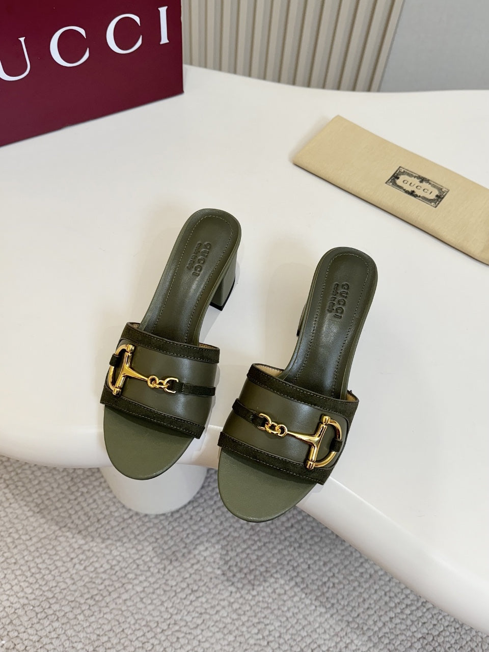 Z2N75B10  Popular leather High heels