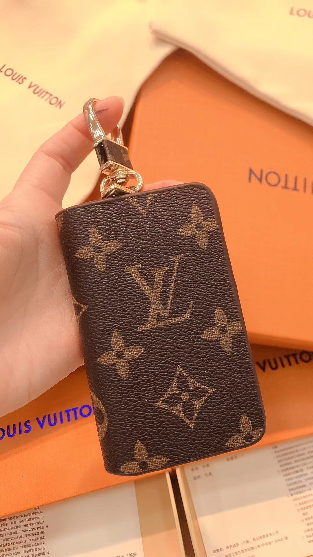 A1Z105E23 Popular bag 's charms accessories