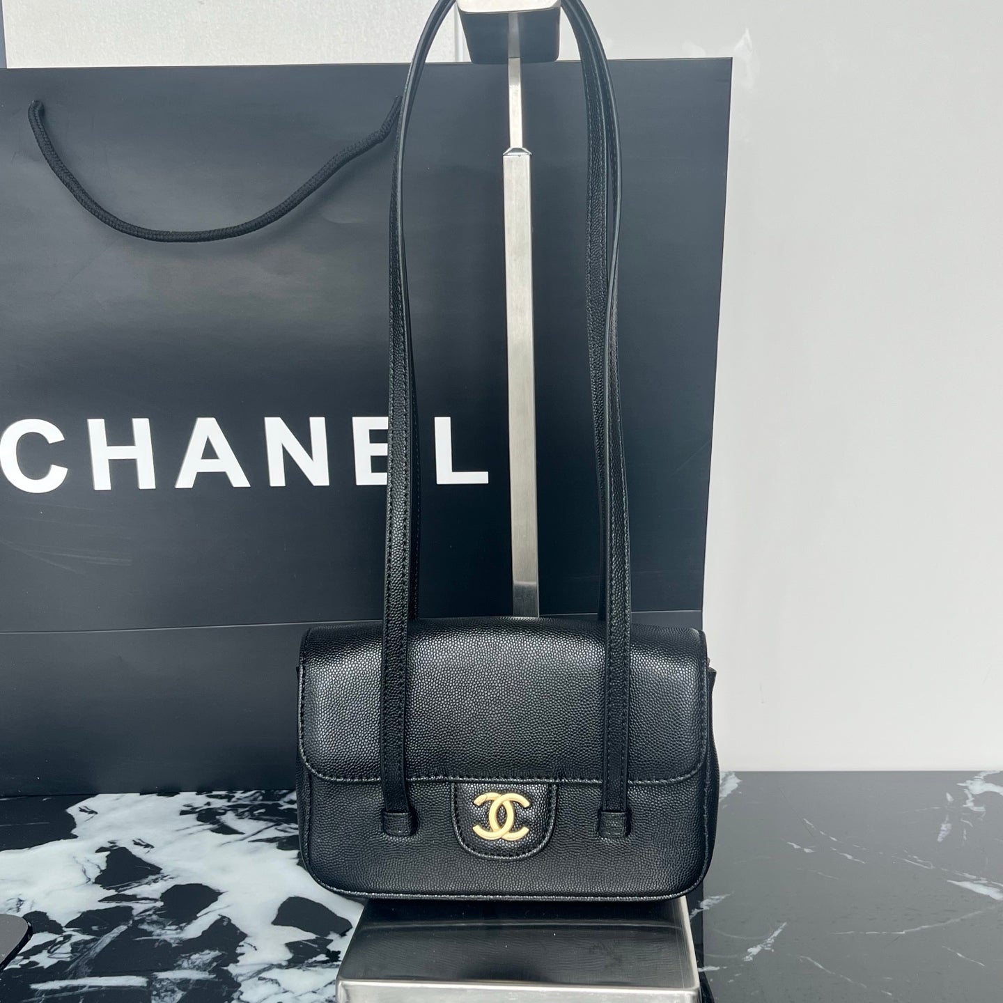 B1X46C1 Popular leather bag