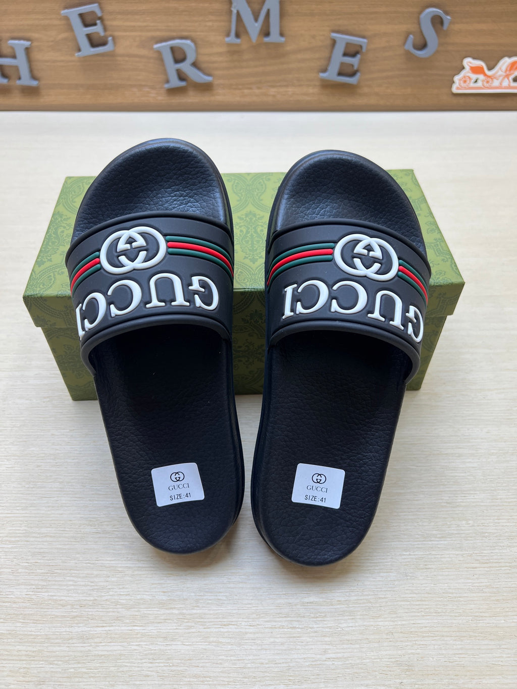 Z5R66B24 Popular  Slippers