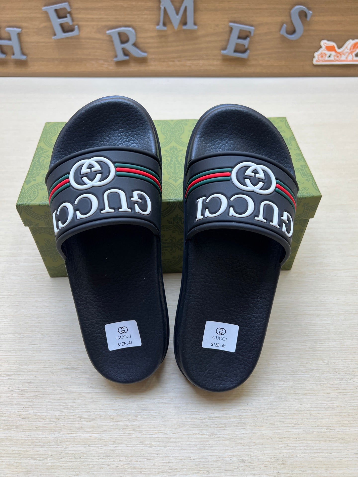 Z5R66B24 Popular  Slippers
