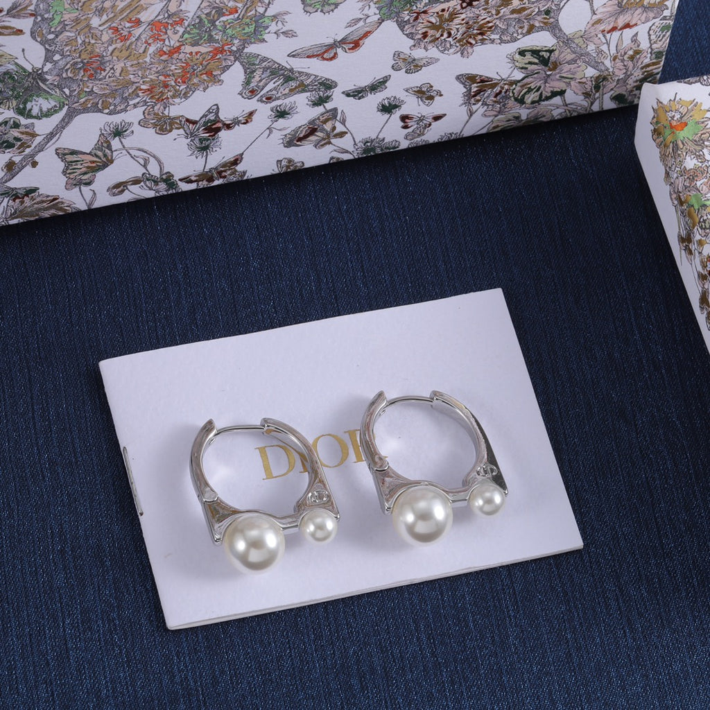 X1Z54D366E Popular  Earrings