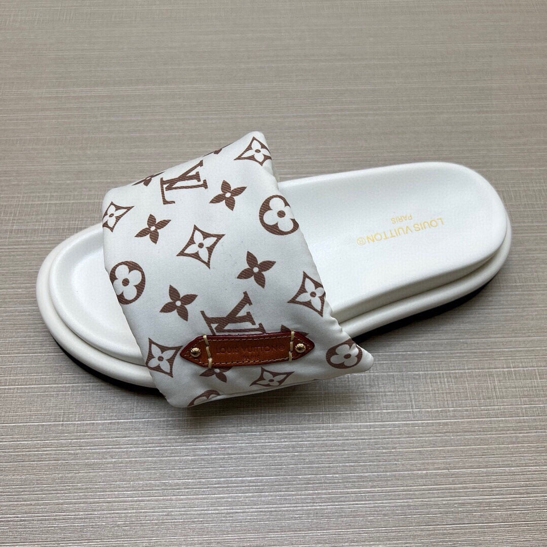 Z5QE9 Popular Slippers
