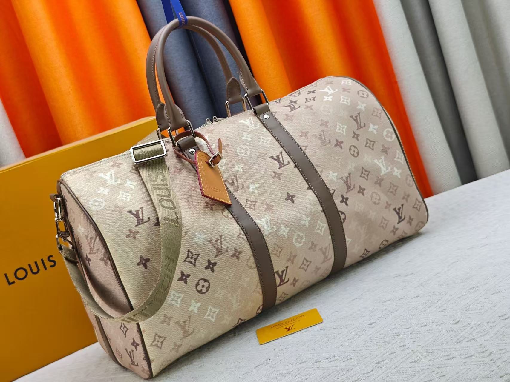 B1N76E16 Popular Luggage bags