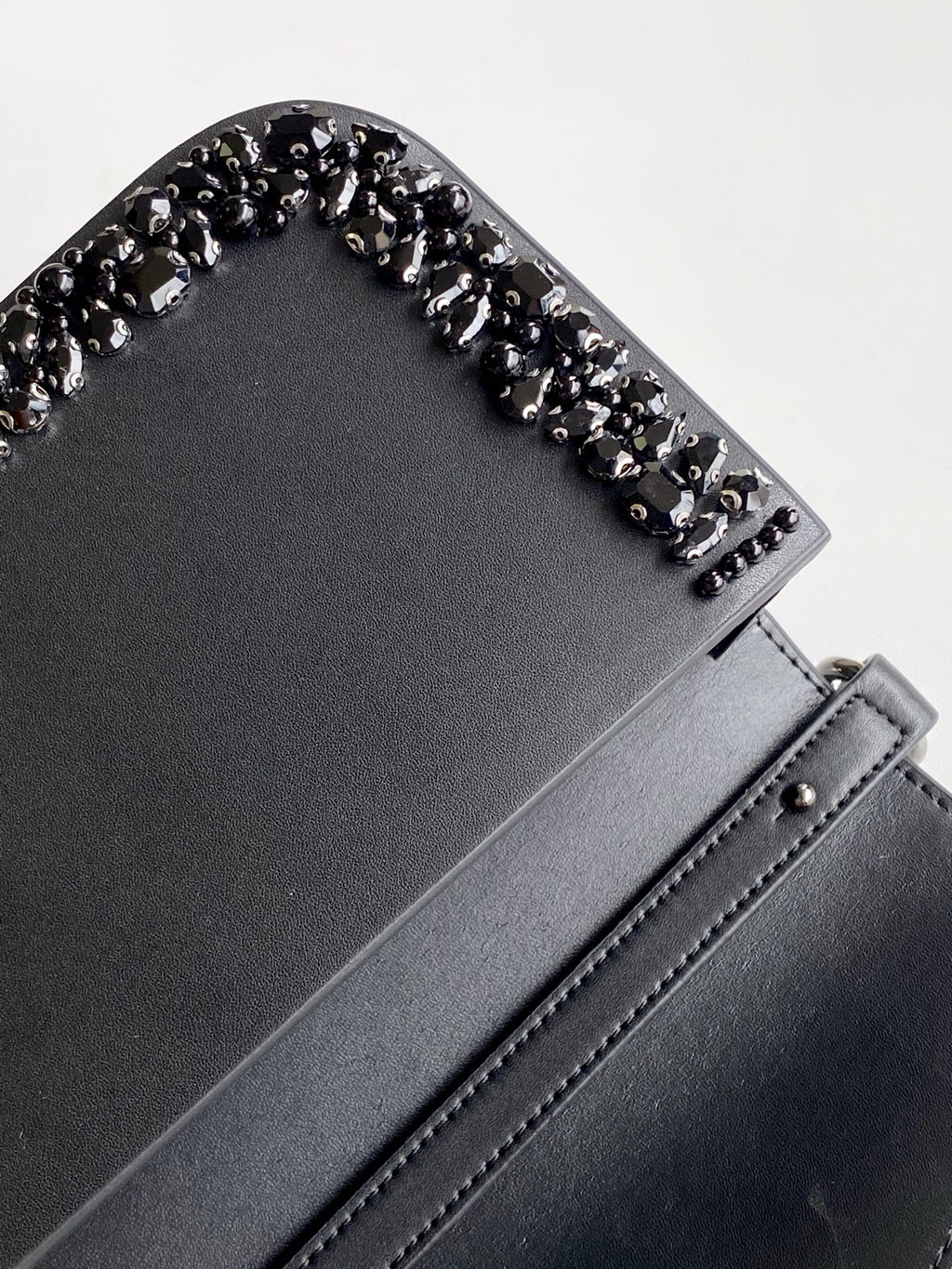 B1P36A74 Popular leather bag