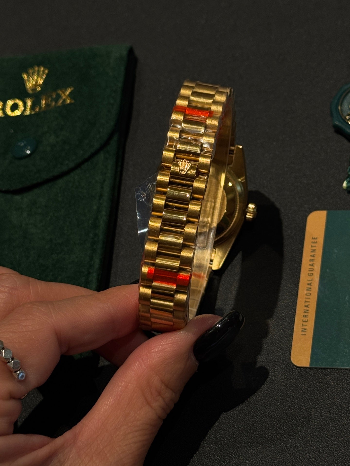 L1R36L15 Popular Watches