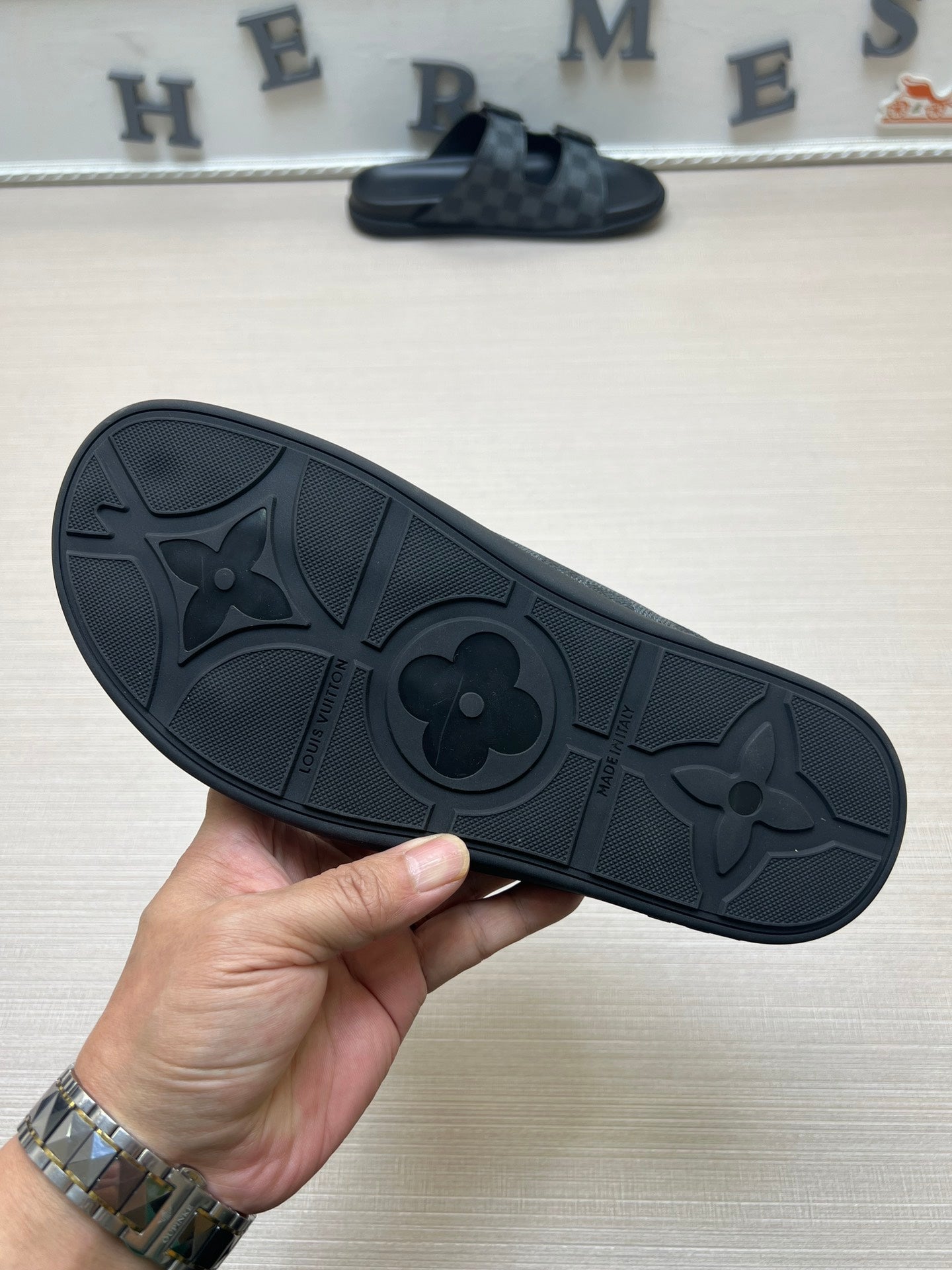 Z5ZE59 Popular slippers