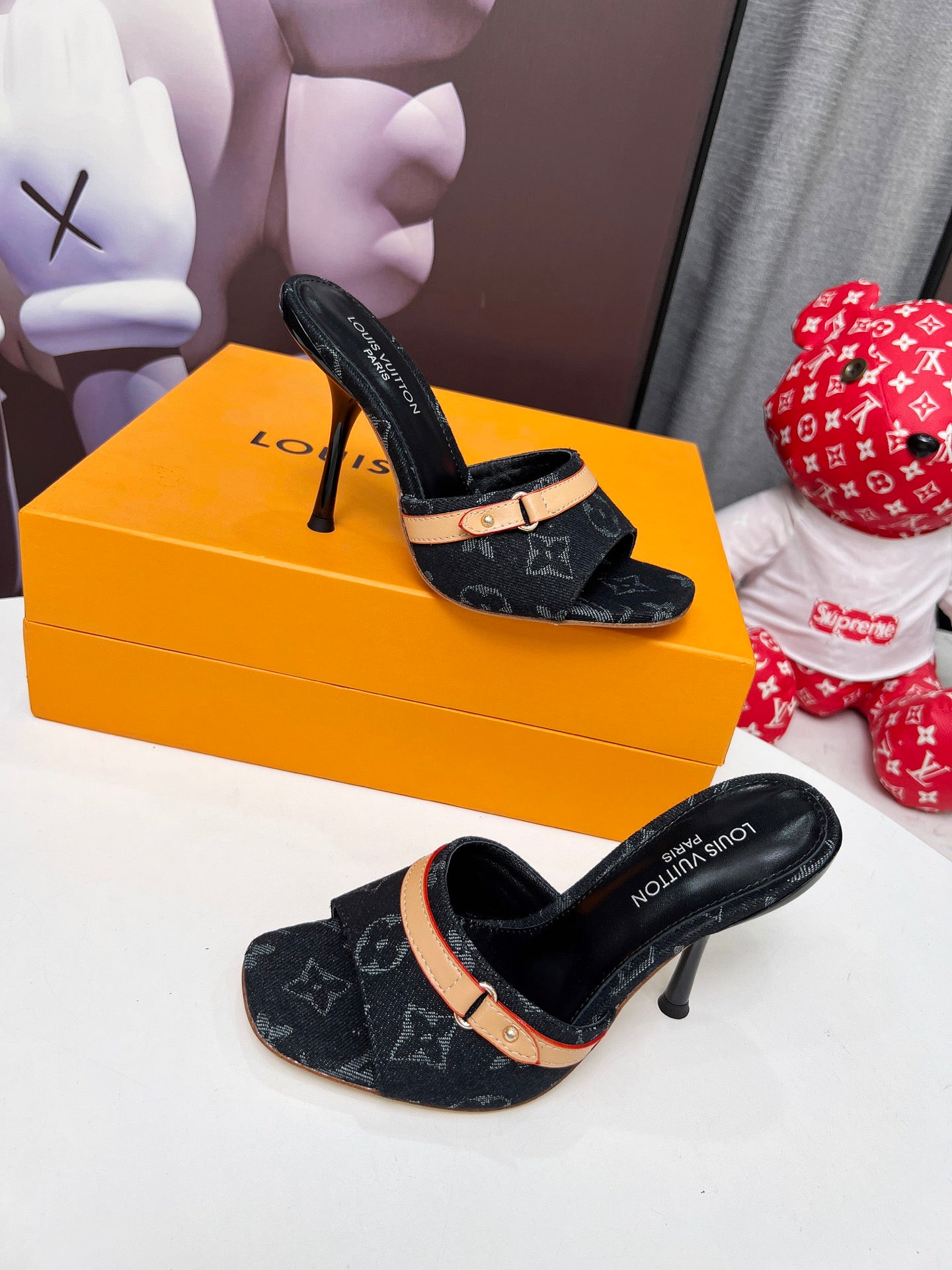 Z2R45E25  Popular high-quality shoes