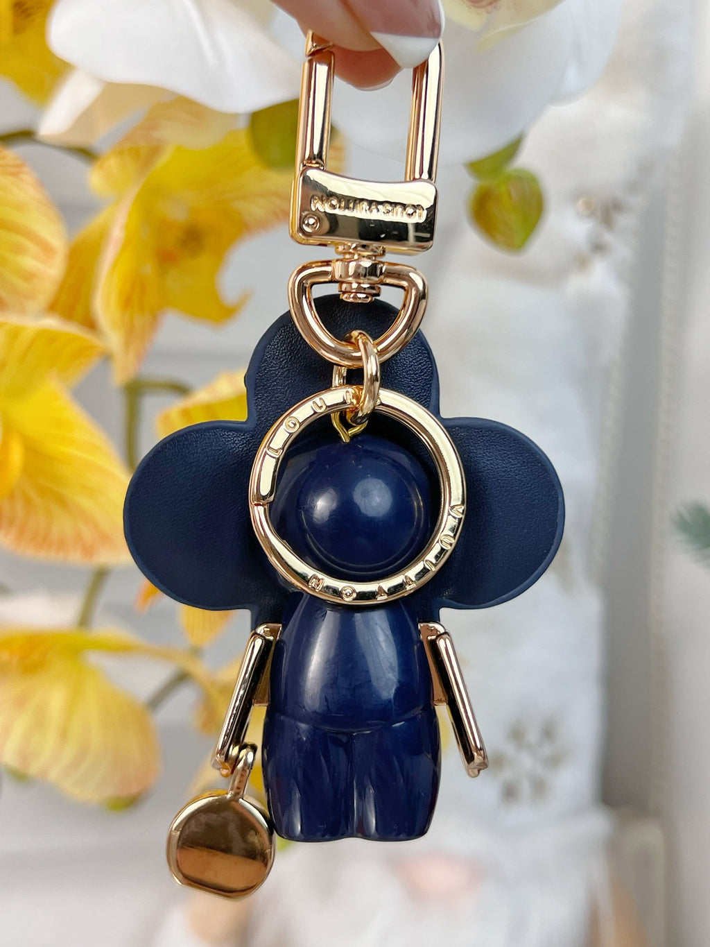 A1Z105E29 Popular bag 's charms accessories