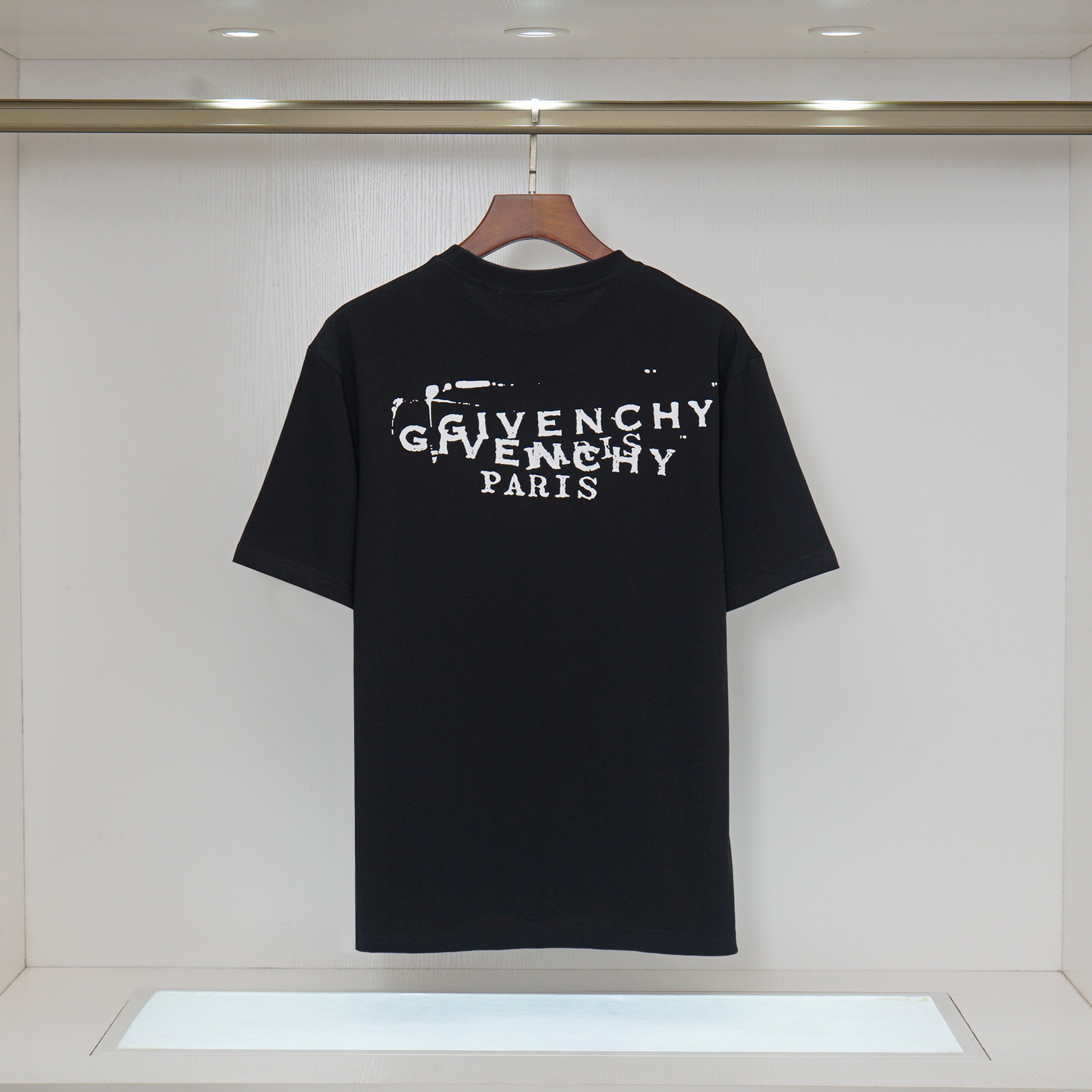 U1R76A4 Popular T-shirts