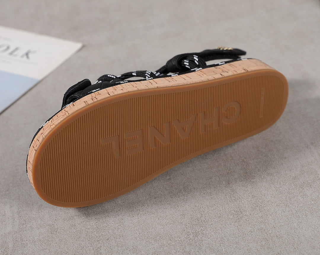 Z2R45C11  Popular high-quality shoes