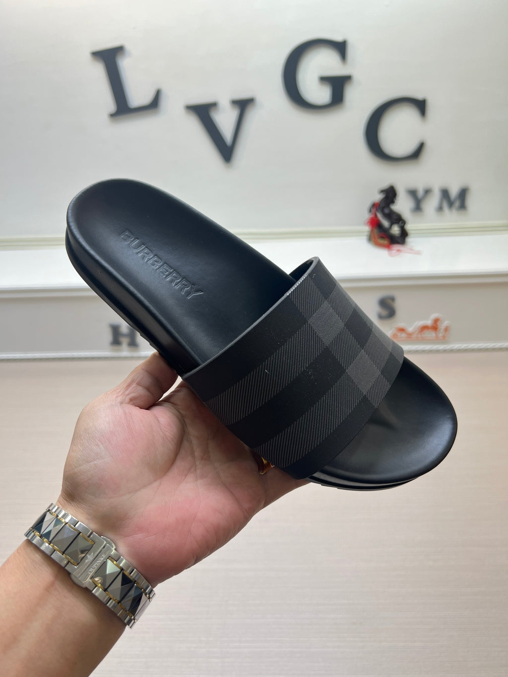 Z5ZR119 Popular slippers