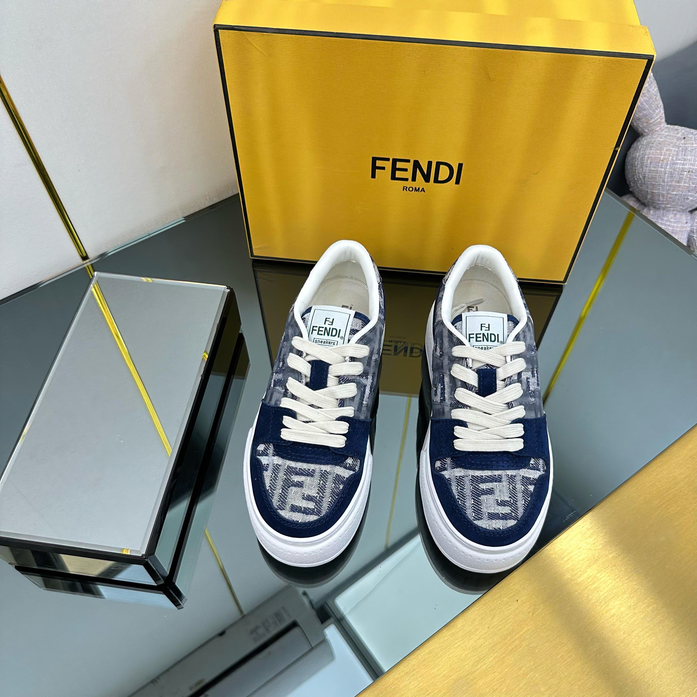 Z2Q105F418 Popular high-quality Shoes