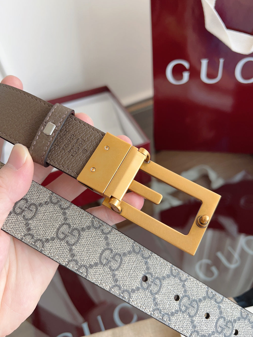 P1Q115B28 Popular High quality belt With full package