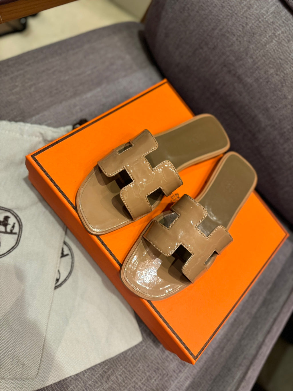 Z1Z55H310 Popular Slippers