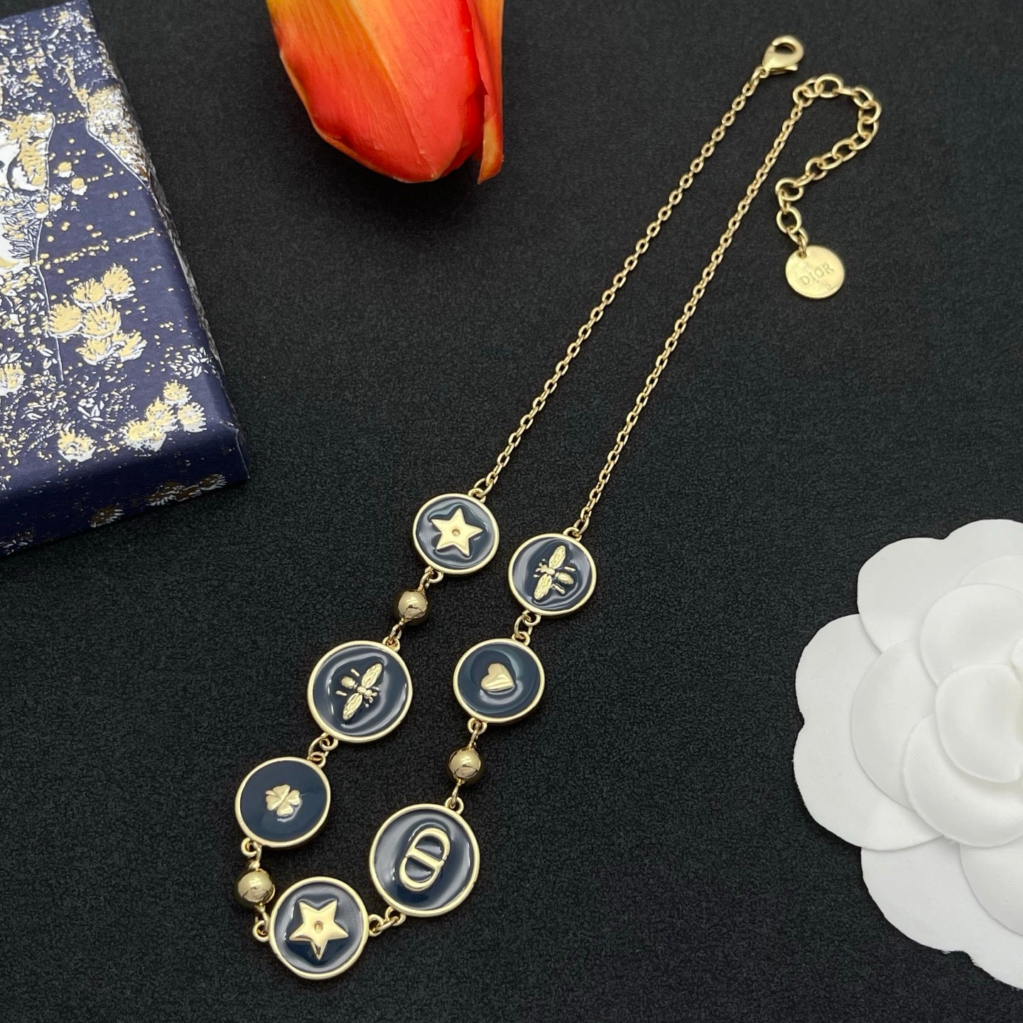X1Q85D64X Popular Necklace