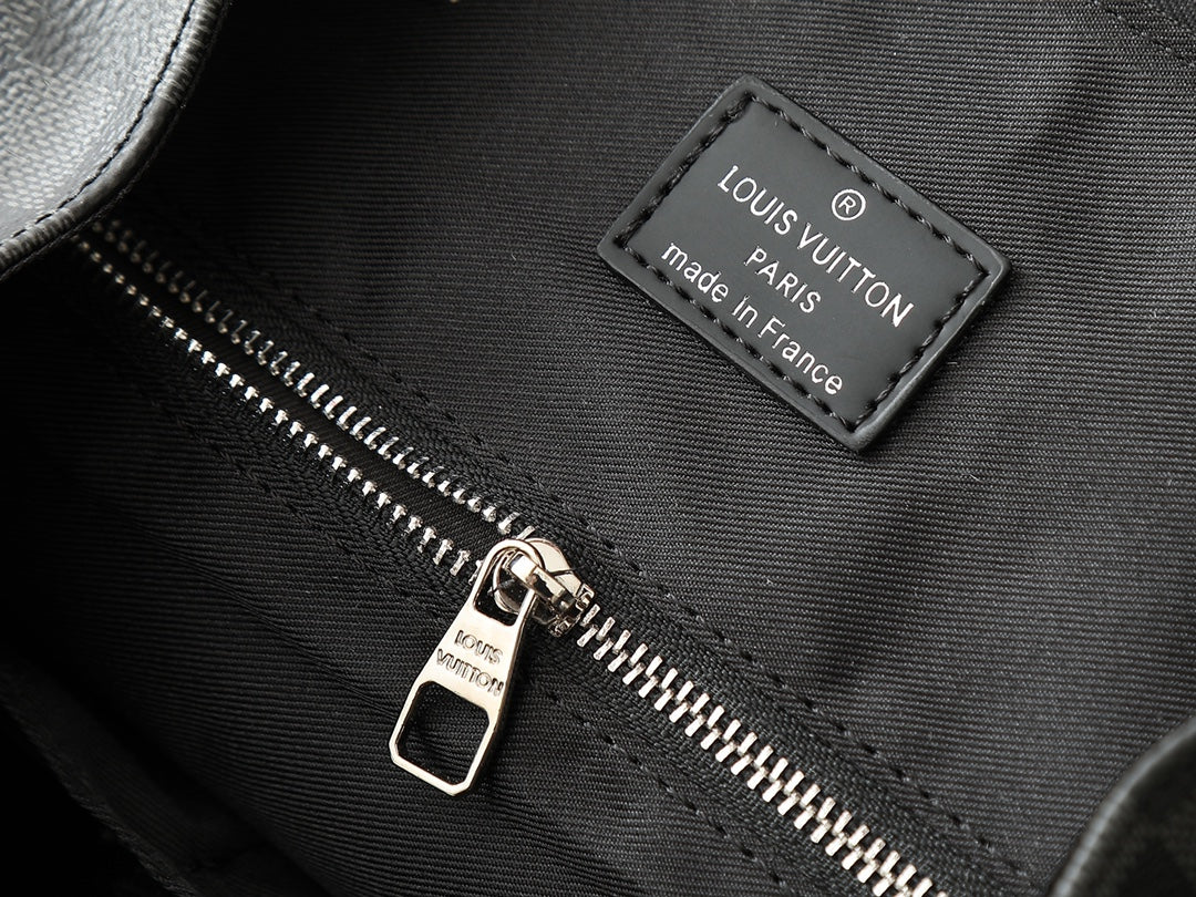 B1W25E70 Popular  Backpacks