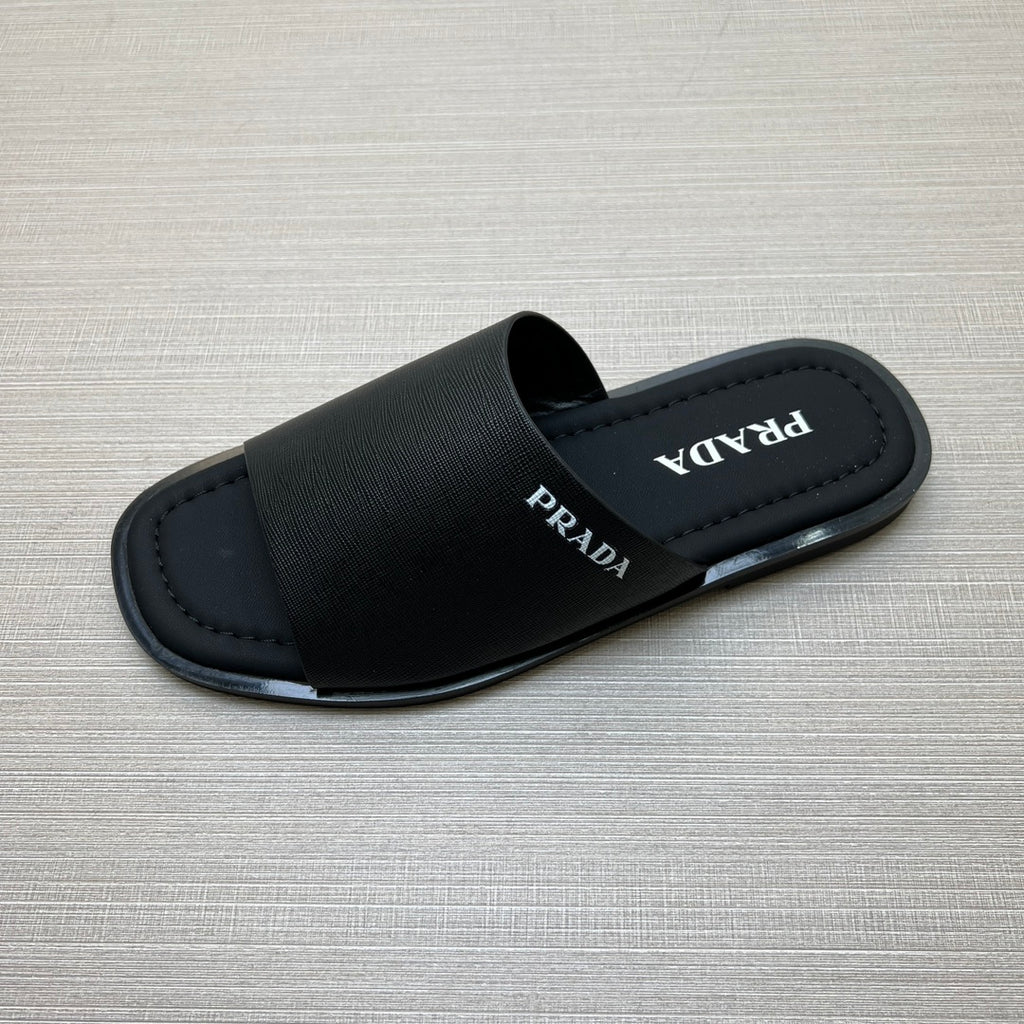 Z5ZPD72  Popular slippers