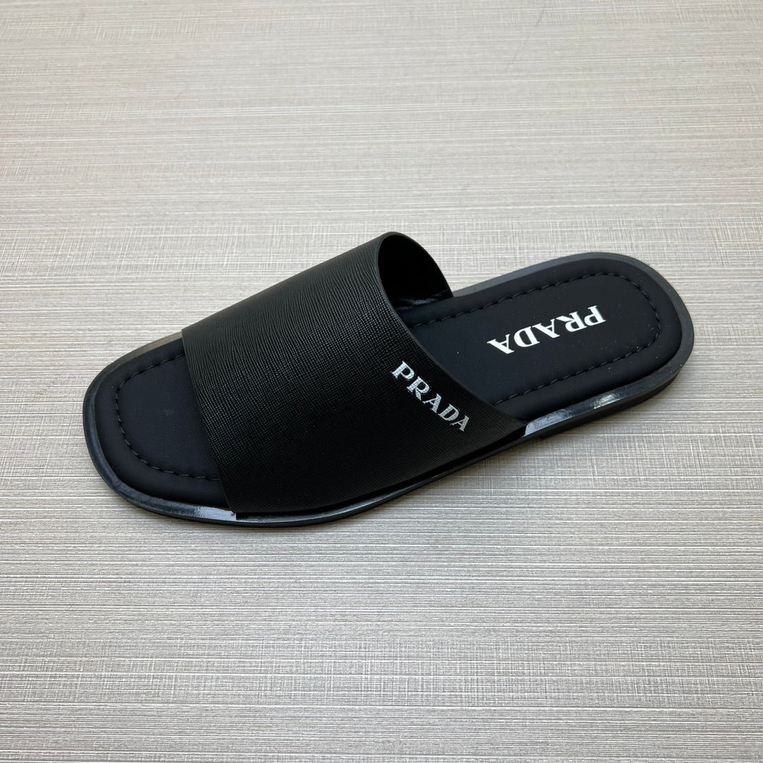 Z5ZPD72  Popular slippers