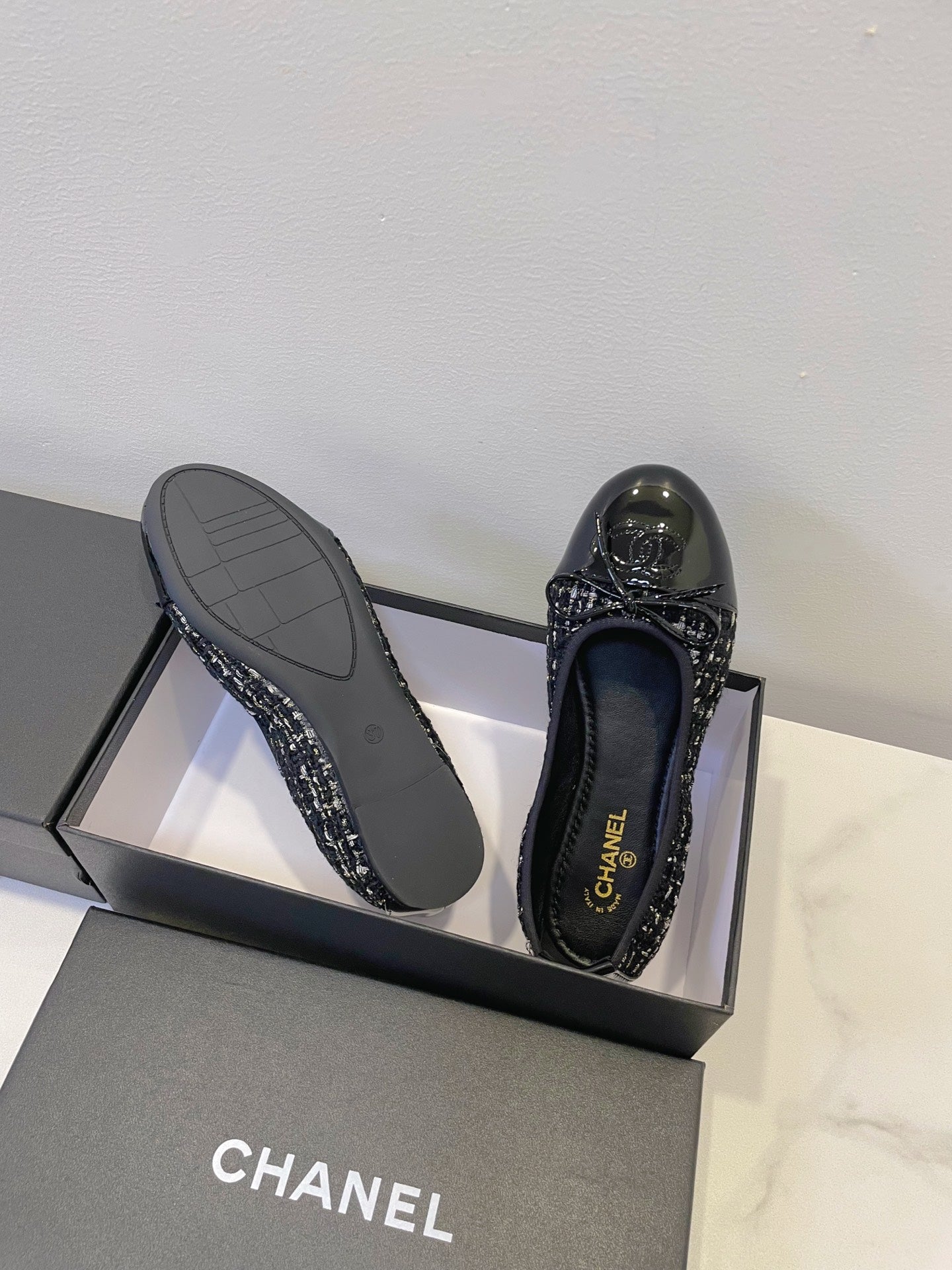 Z2Q95C106 Popular high-quality  shoes