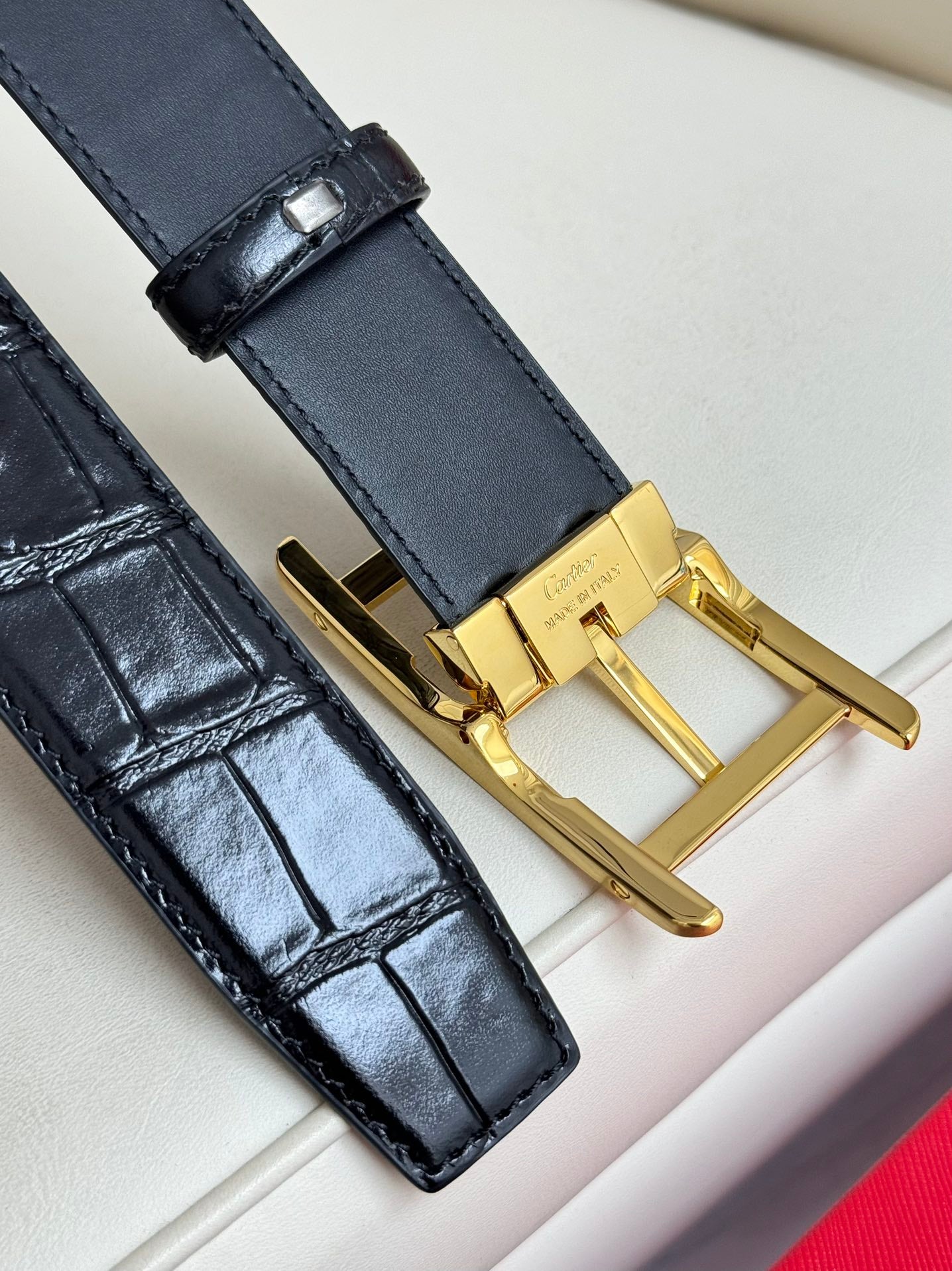 P1W15K172 Popular   High quality belt With full package