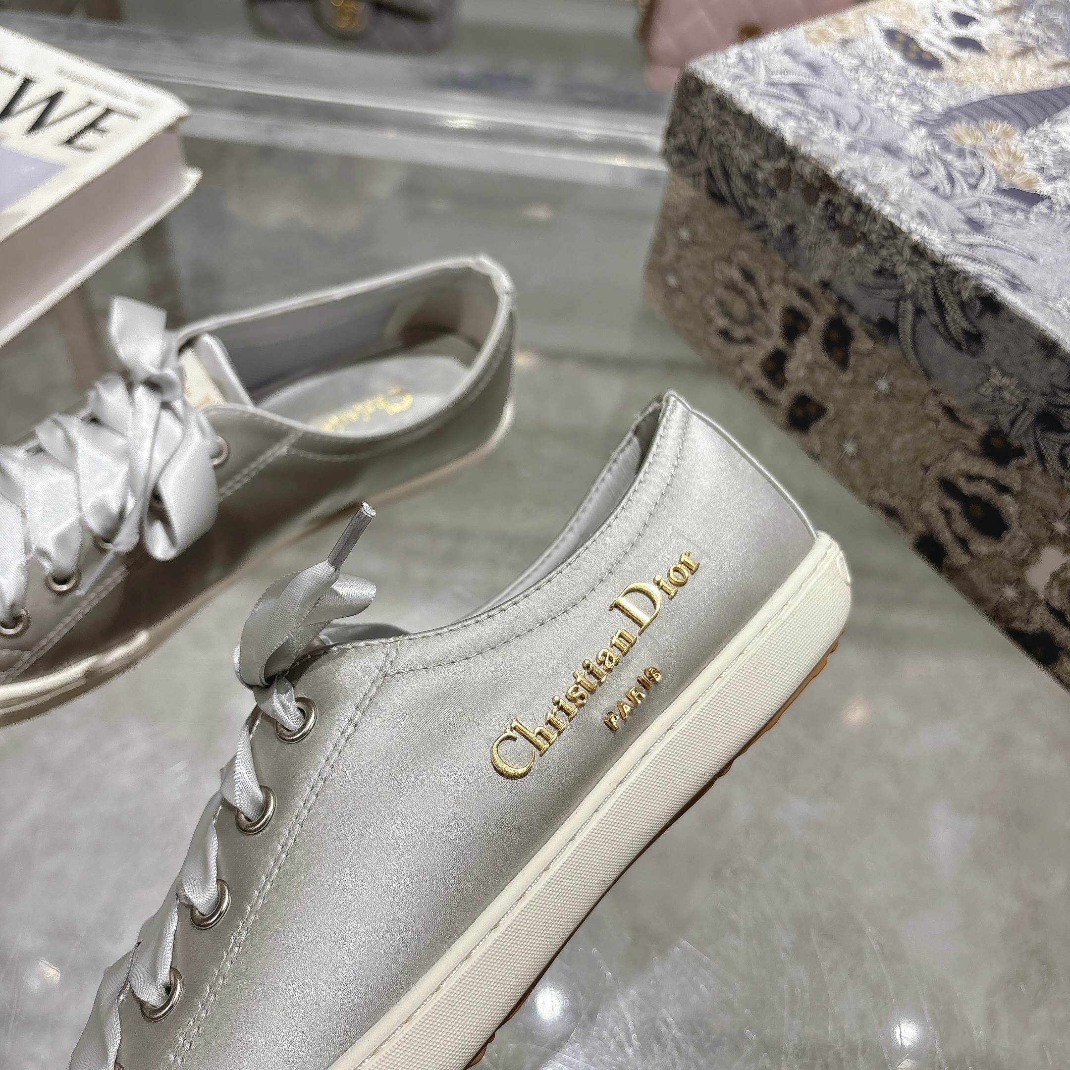 Z2Z85D60 Popular high-quality shoes