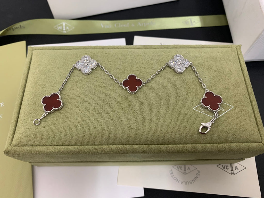 X5X53VA179K  Popular bracelets 5 flowers normal size1.5cm flower