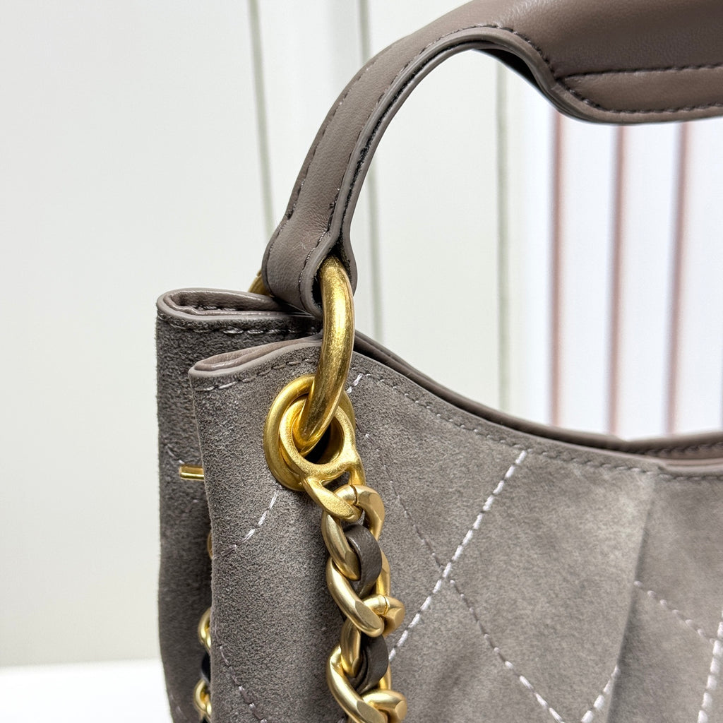 B1P46C7 Popular leather bag