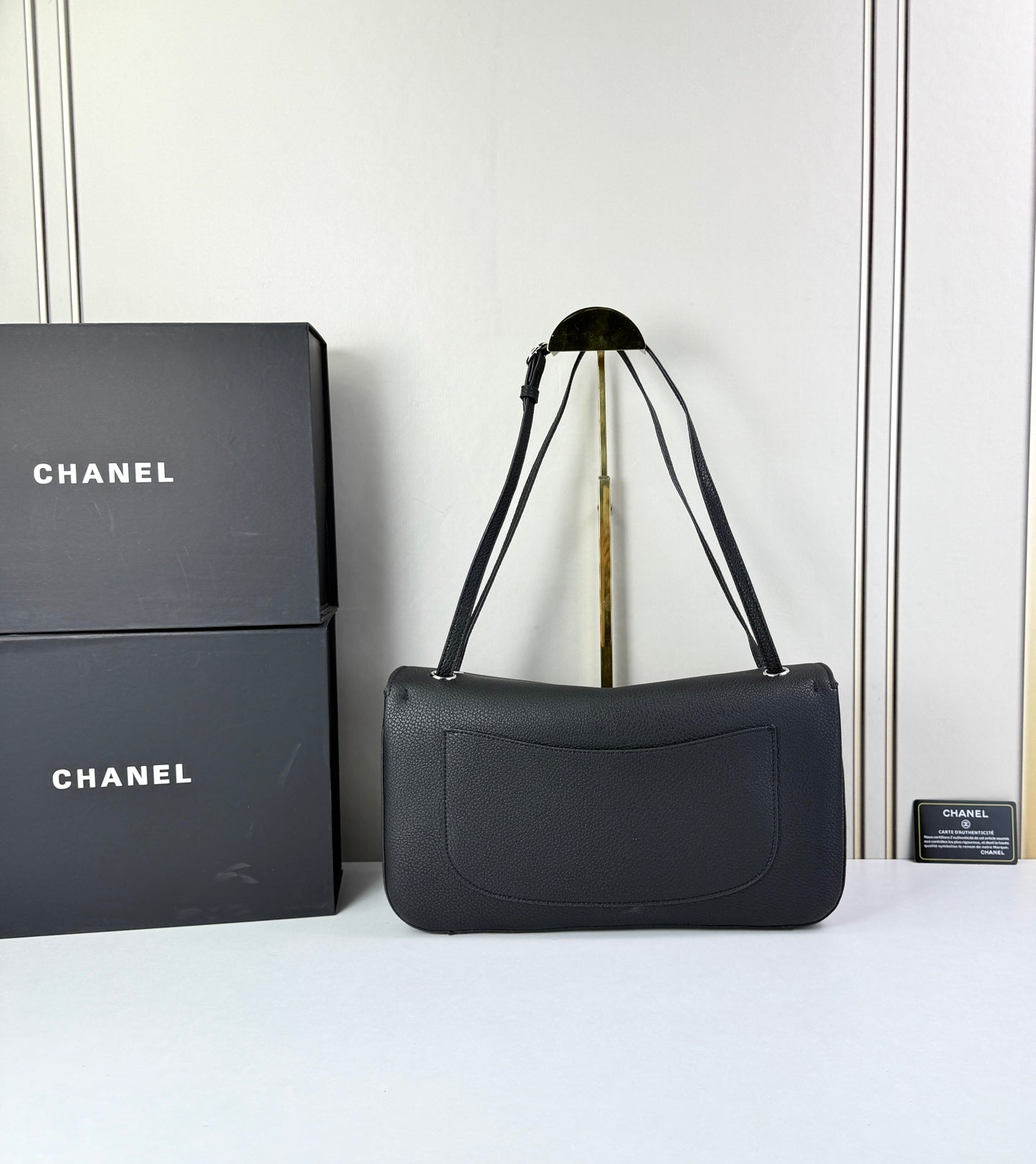 B1R76C35 Popular leather bag