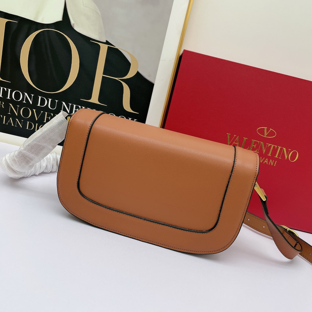 B5X111VL45 Popular  leather bag 