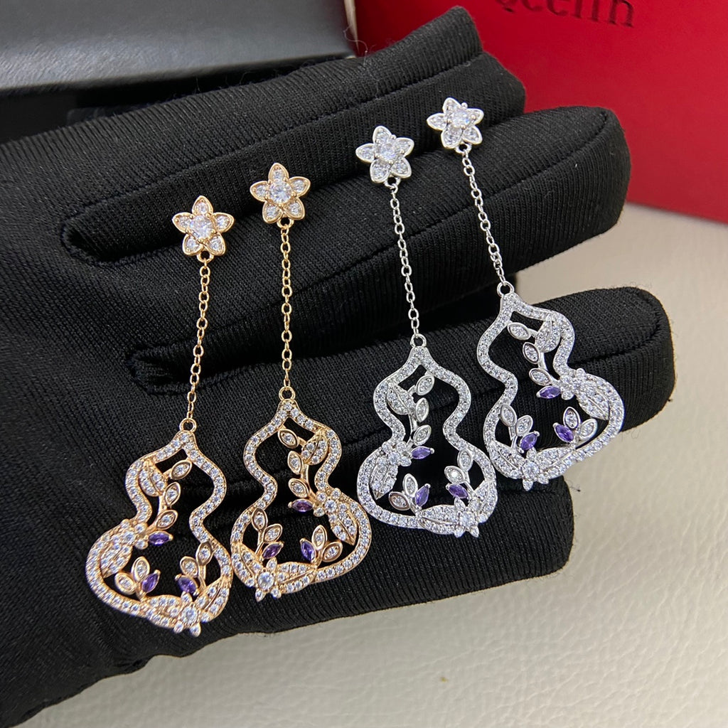 X1Z95A18E Popular Earrings