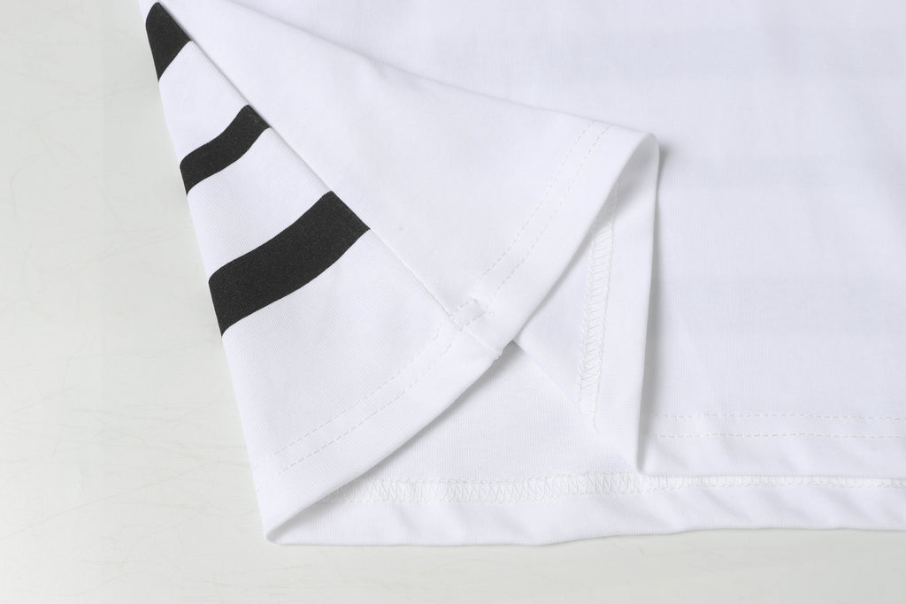 U1R45E145 Popular T-shirt