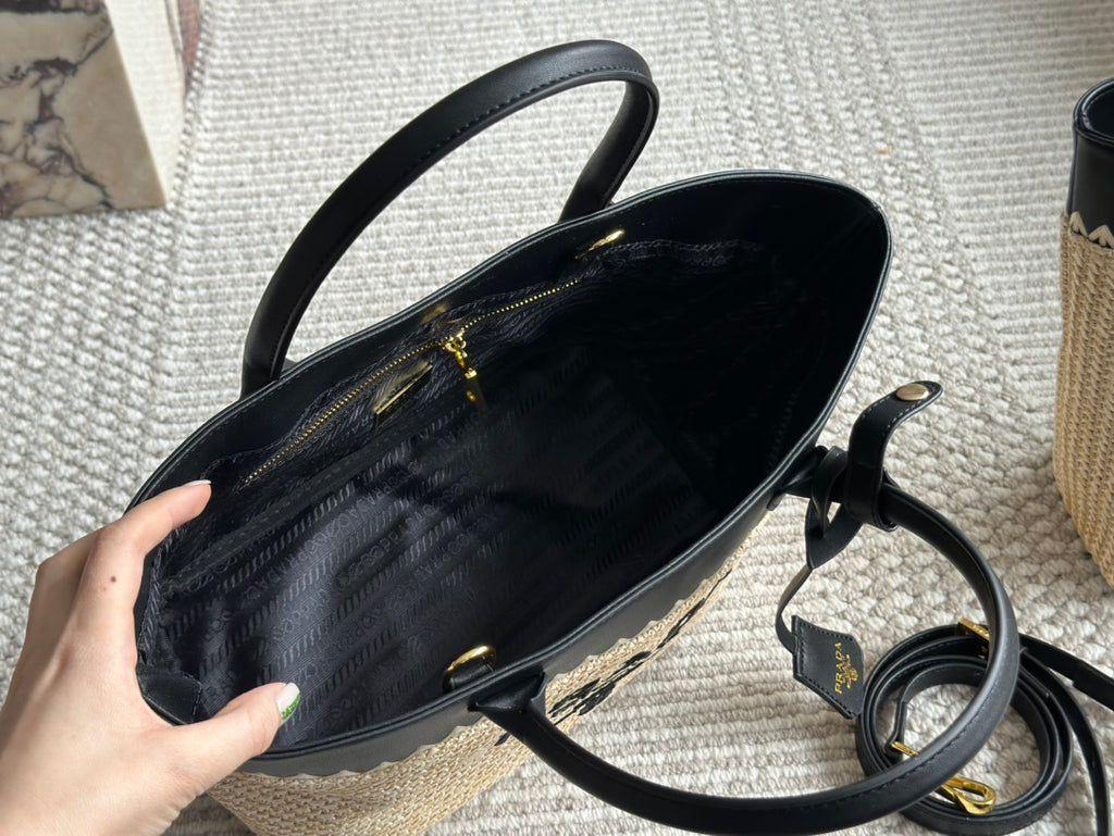 B1N46P13 Popular woven bag
