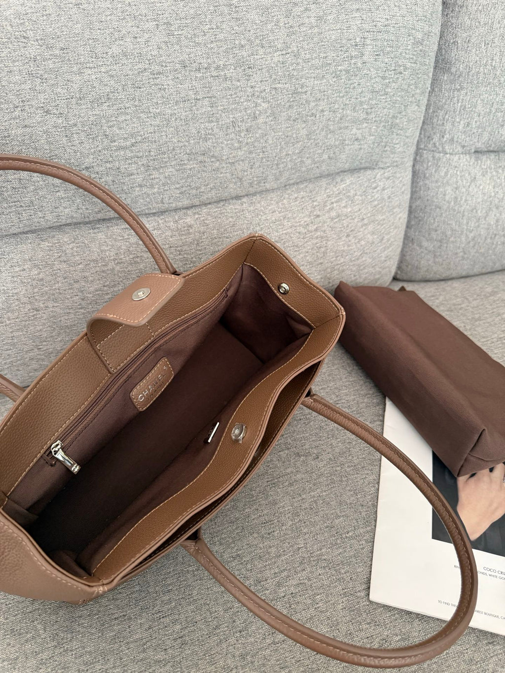 B1R76C37 Popular leather bag