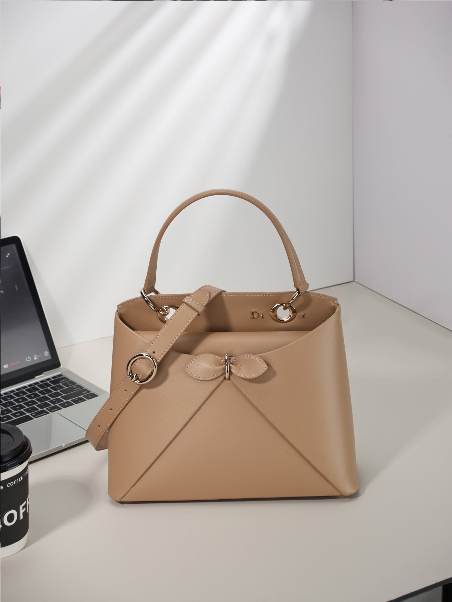B1P36D89 Popular leather bag