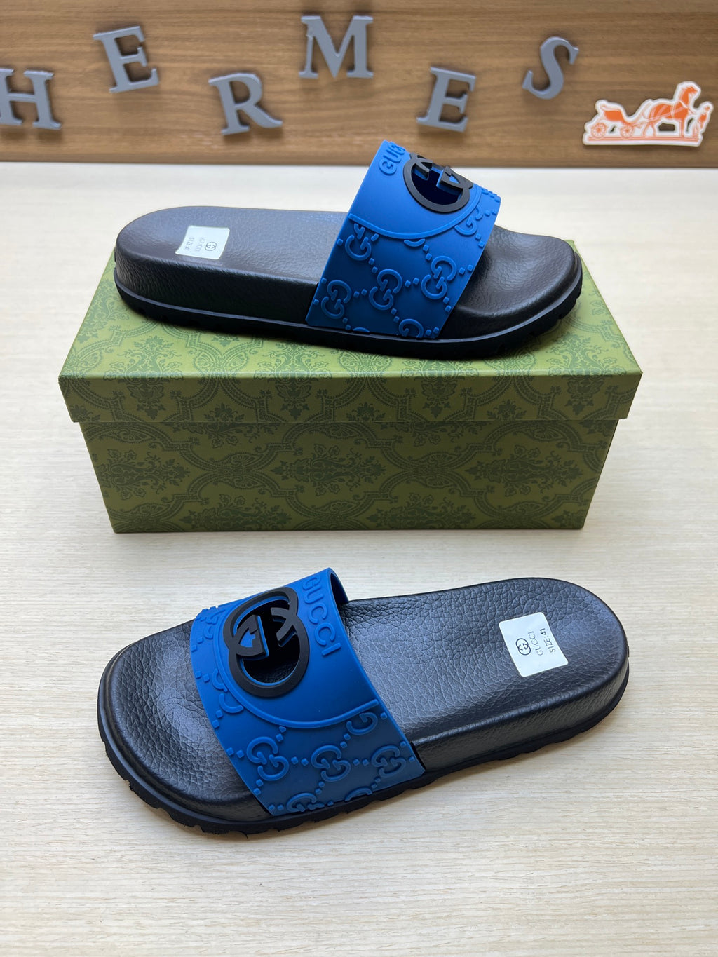 Z5R66B22 Popular  Slippers