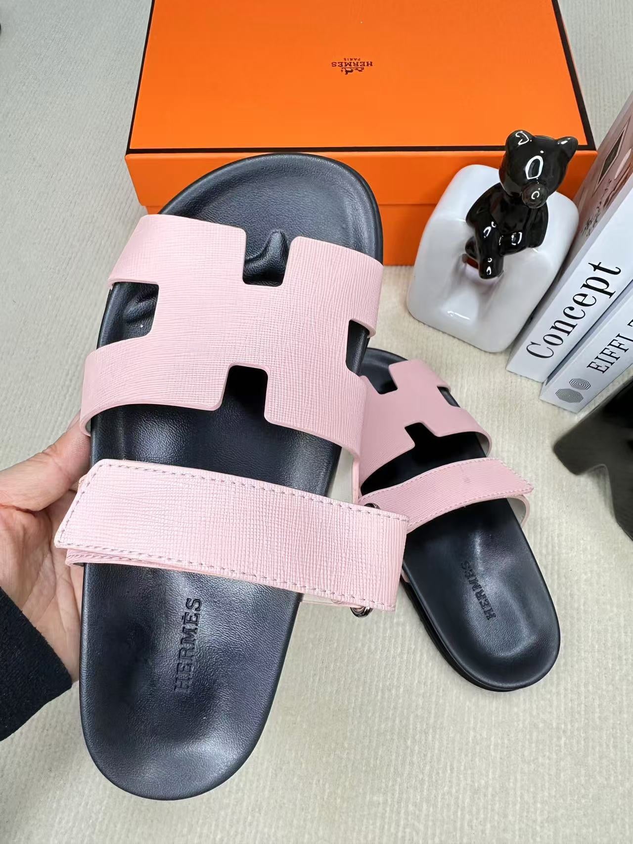 Z2Q55H28 Popular leather shoes