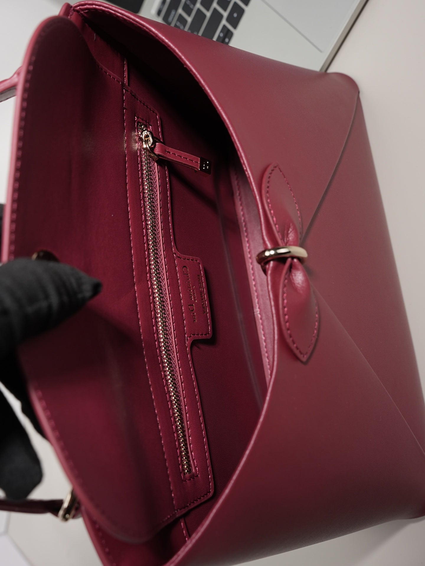 B1P36D89 Popular leather bag
