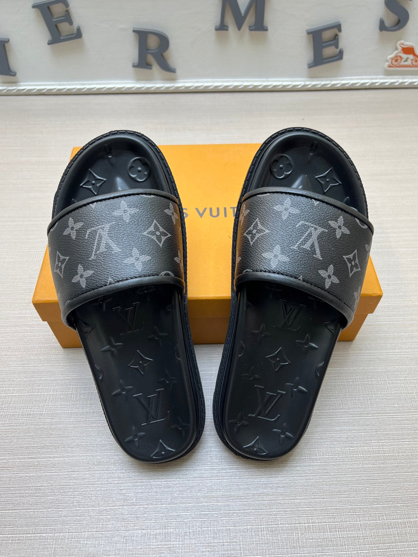 Z5Z35E304 Popular Slippers