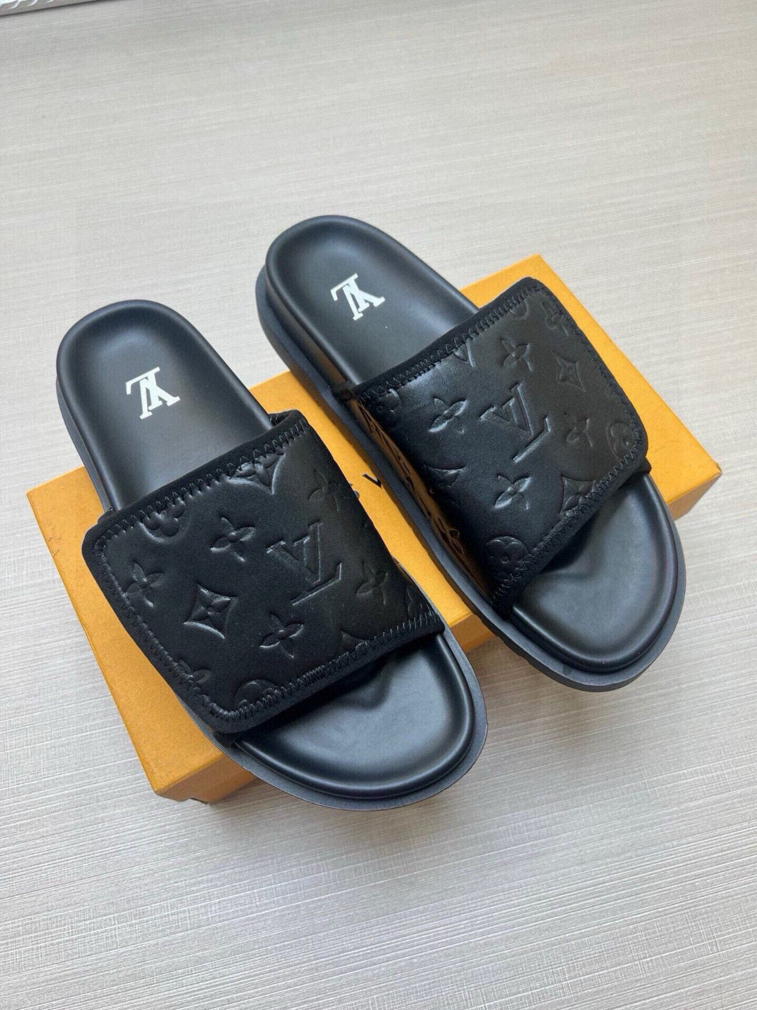 Z5QE5 Popular Slippers