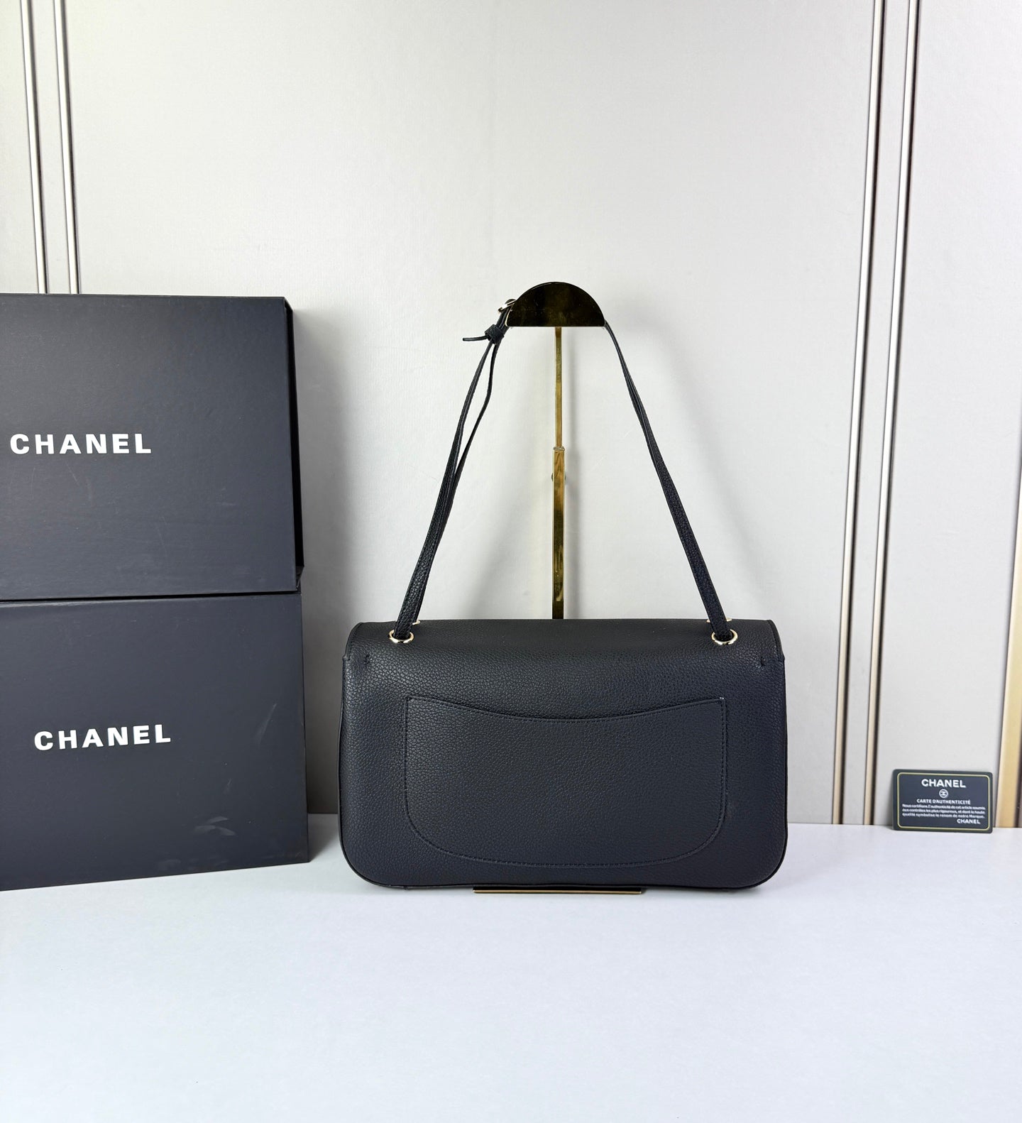 B1R76C35 Popular leather bag
