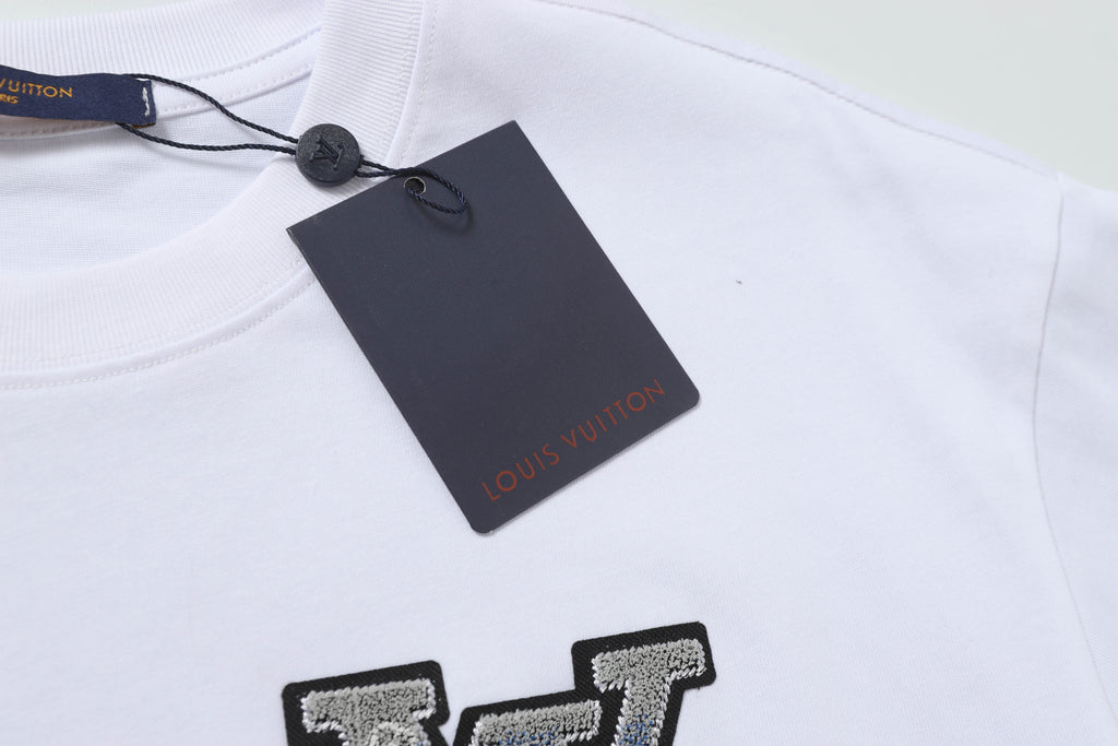 U1R45E166 Popular T-shirt