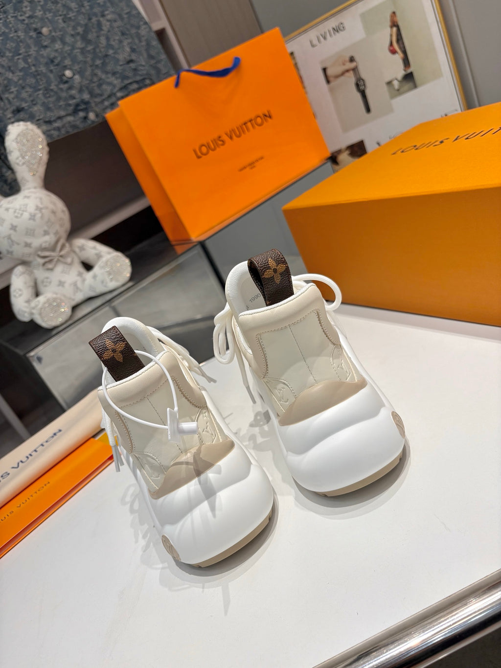Z2Q105E439  Popular high-quality Shoes