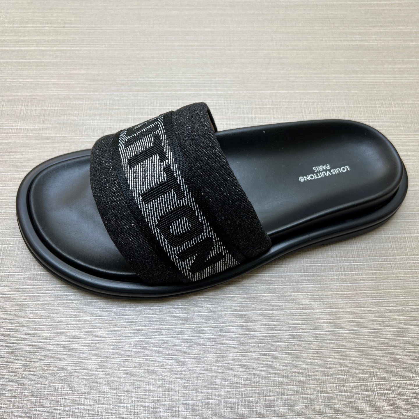 Z5Z35E300 Popular Slippers