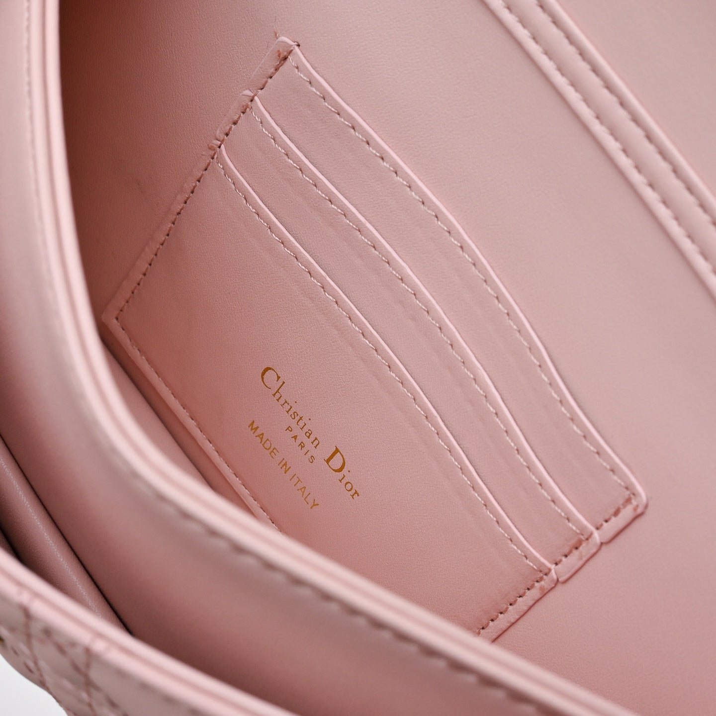 B1N36D26 Popular leather bag