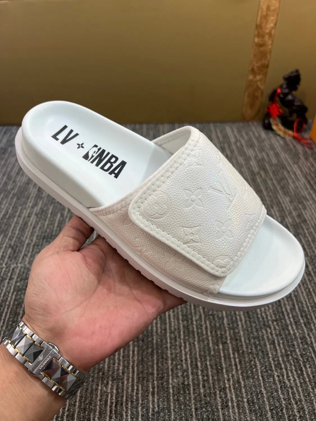 Z5YE47 Popular Slippers