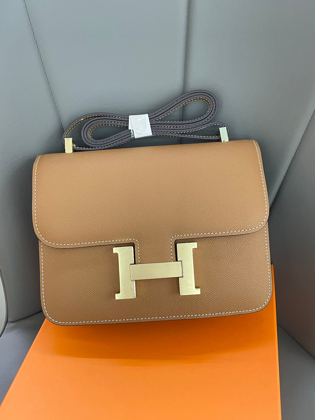 B1N55H65 Popular  leather bag