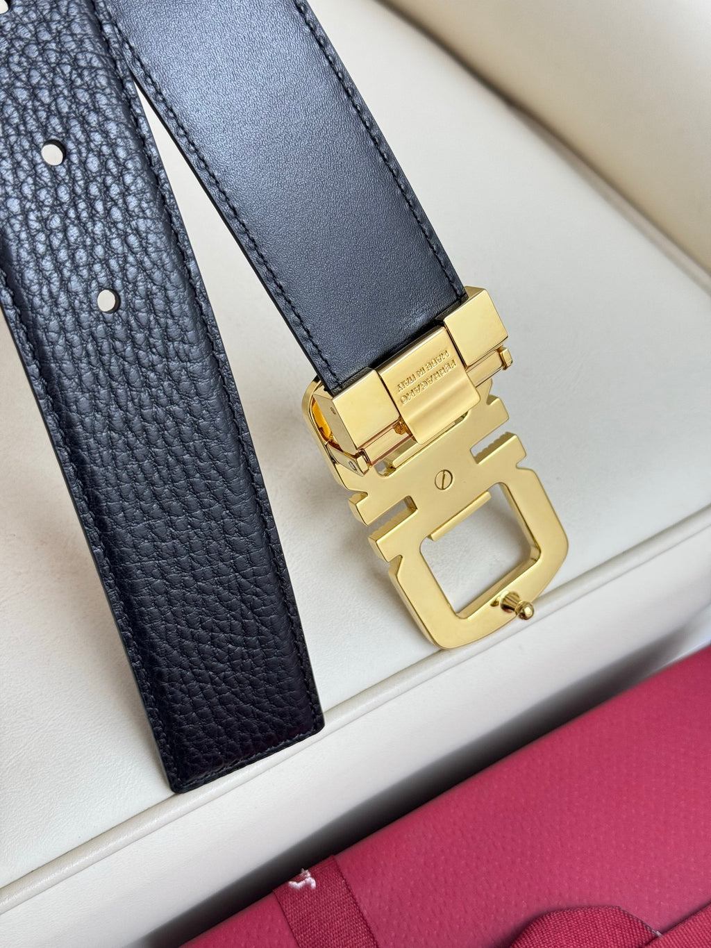 P1Q115A54 Popular High quality belt With full package